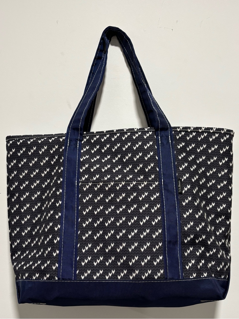 L.L. Bean Navy and White Tote